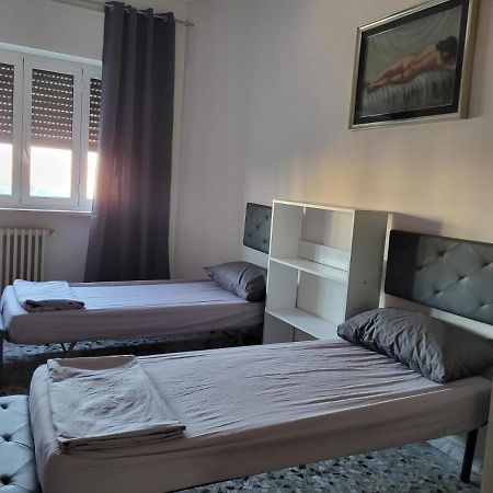 Vittoria Alata Hotel Bari Exterior photo
